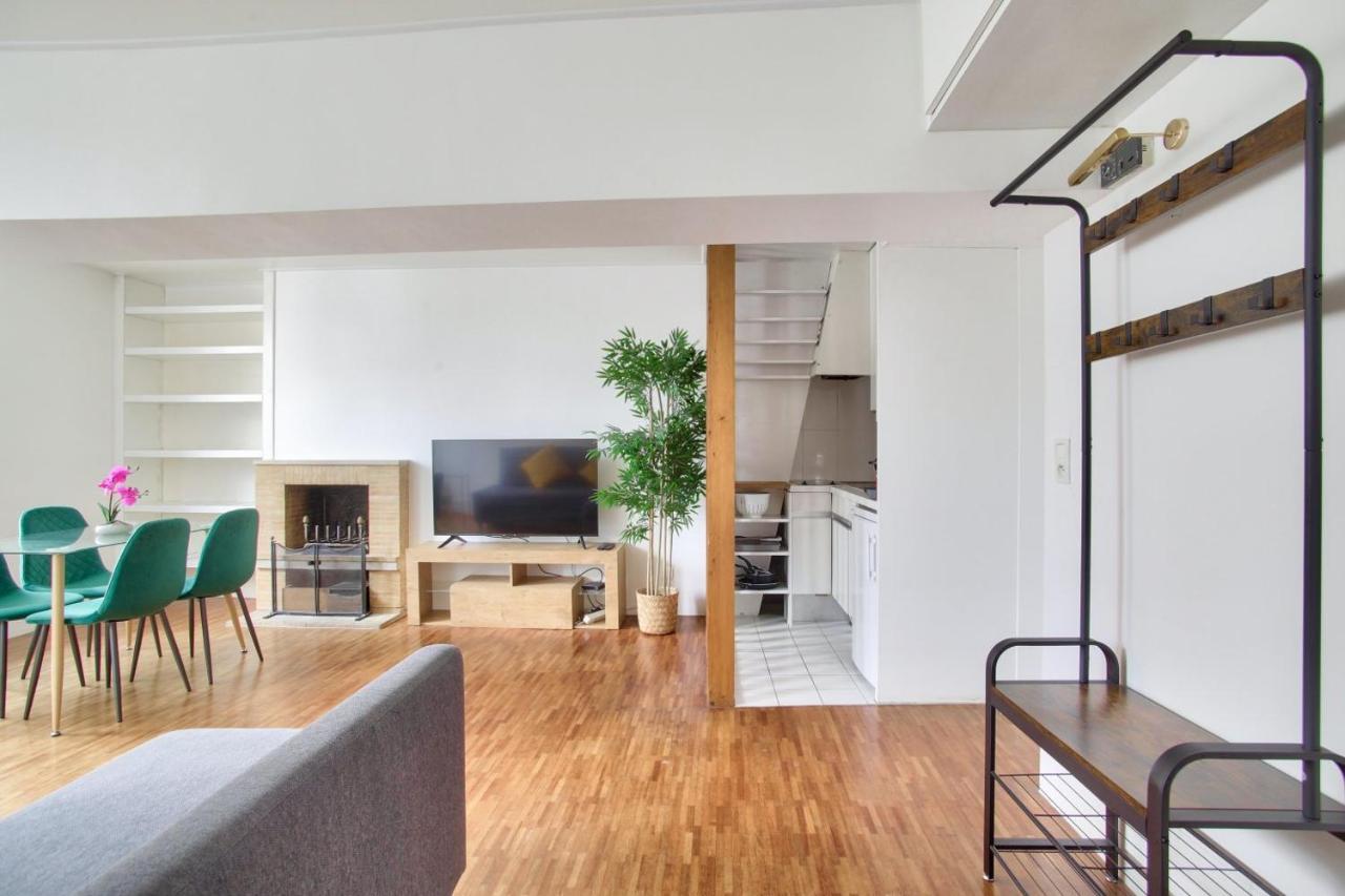 3 Bedrooms Le Marais Beauregard Paris Exterior foto