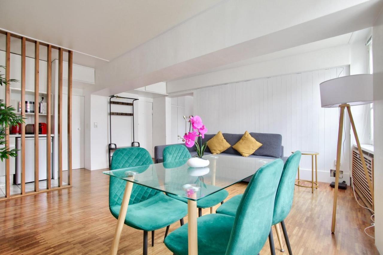 3 Bedrooms Le Marais Beauregard Paris Exterior foto