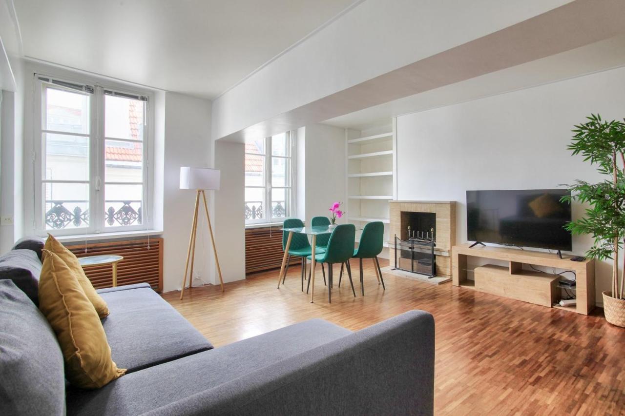 3 Bedrooms Le Marais Beauregard Paris Exterior foto